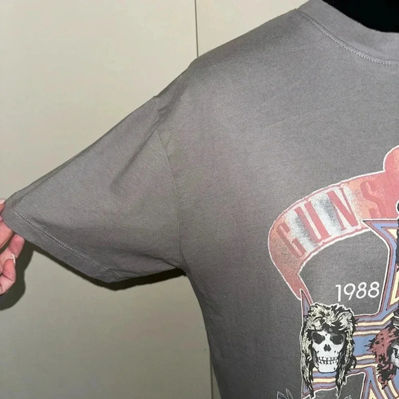 Cotton On The Relax Boyfriend Guns N Roses Graphic T-Shirt - Picture 4 of 6